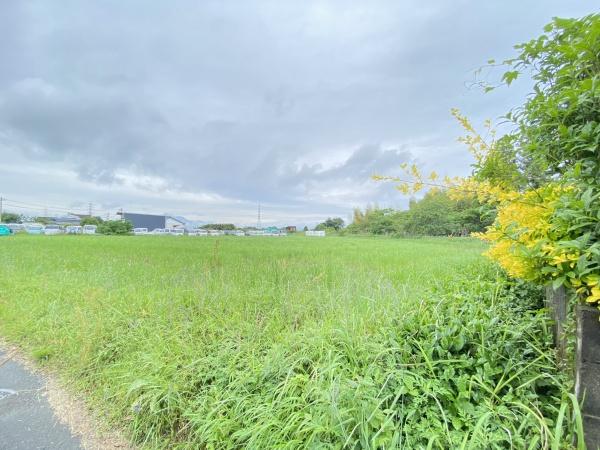 周辺の環境も考慮されており、さまざまな用途に適した土地です