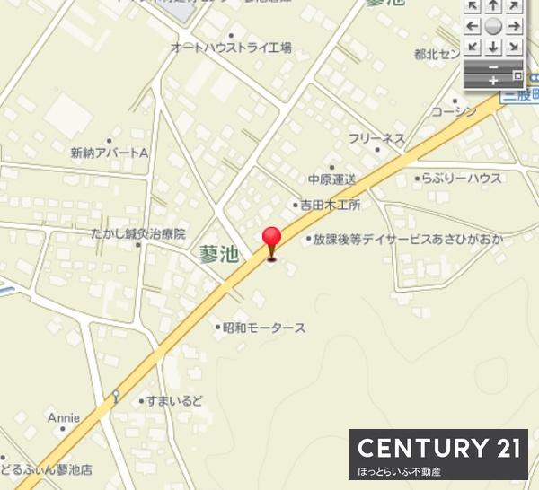 広々とした接道幅10m！駐車スペースも確保しやすい立地です。