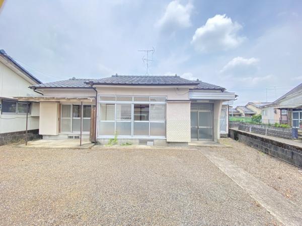 中古の戸建てで1階建ての4DKの間取りが特徴です