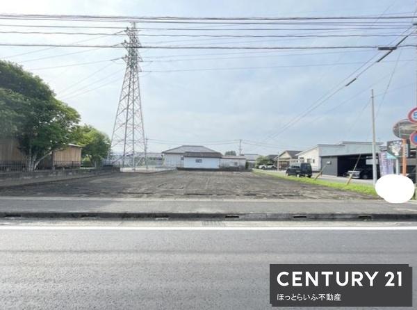 ■広々とした角地の売地です■建築条件なしで自由にプランニング