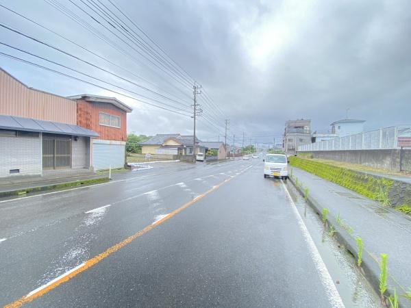 交通の便に配慮した立地です。