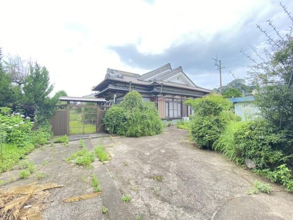 のどかな場所にある純和風住宅