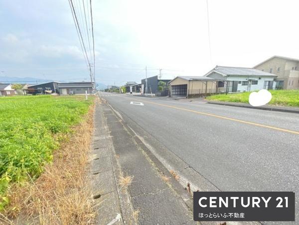 ■角地の平坦地、自由設計可能！■南向き道路で日当たり良好