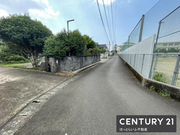 都城西高校すぐそばの広々とした売地です