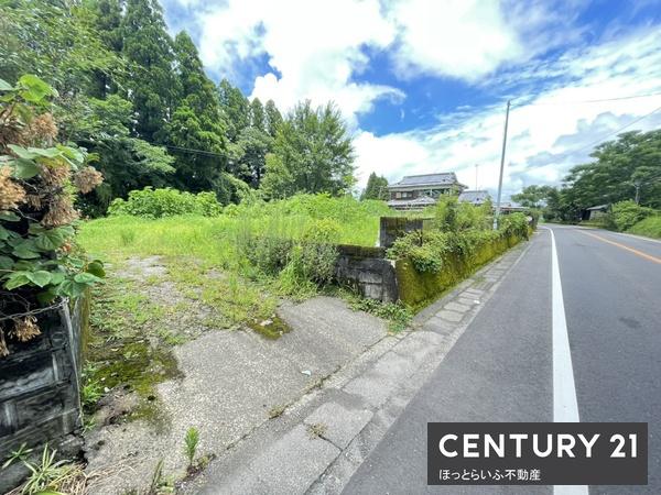 ■高台の静かな売地です♪■広めの接道でアクセス良好！