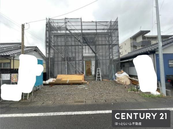 都城駅裏の新築建売物件です　主寝室7.2帖に納戸つき