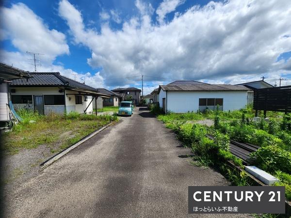 物置付きの８２坪の土地が出ました