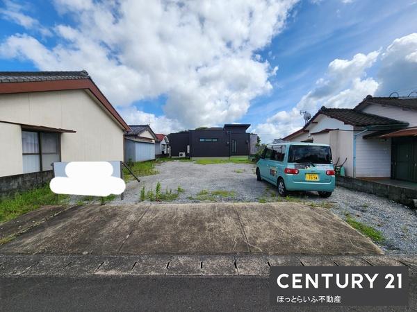 高校が近い場所に６０坪の土地が出ました