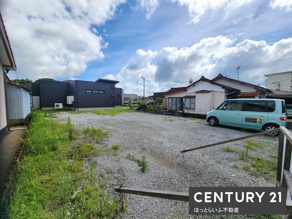高校が近い場所に６０坪の土地が出ました