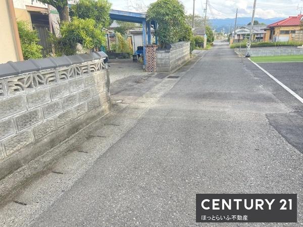 静かな環境にある新築平屋建です