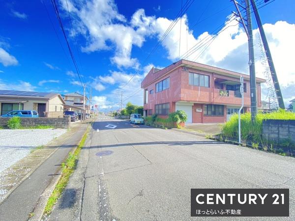 事務所付住居になります