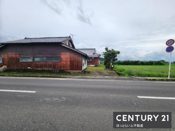 長田町ののどかな場所に中古住宅が出ました
