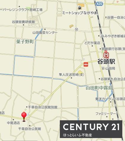 静かな場所で通り沿いにある広い土地です