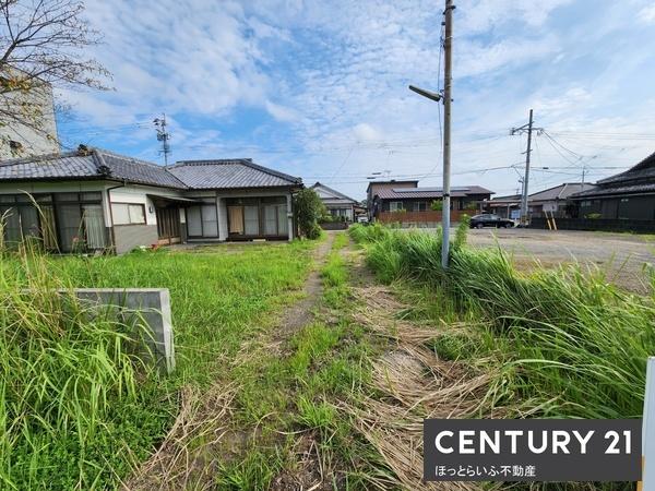 宮丸町の静かな場所にある１１０坪の土地です