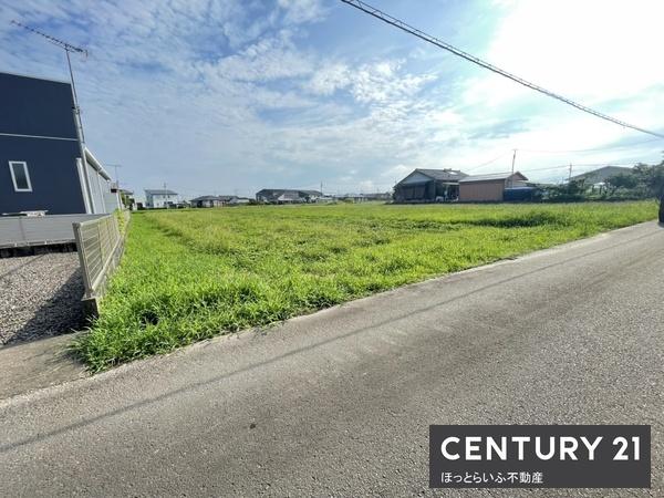 南向きの公道沿いの売地です！■接面16mで広々とした立地
