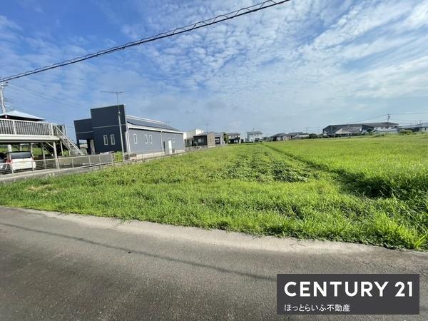南向きの公道沿いの売地です！■接面16mで広々とした立地