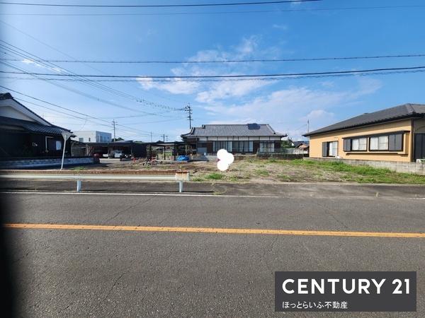 北諸県郡三股町大字餅原の土地(前面道路含む現地写真)