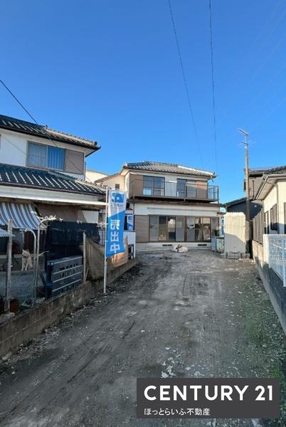 都城市上川東4丁目の中古一戸建て(駐車場)