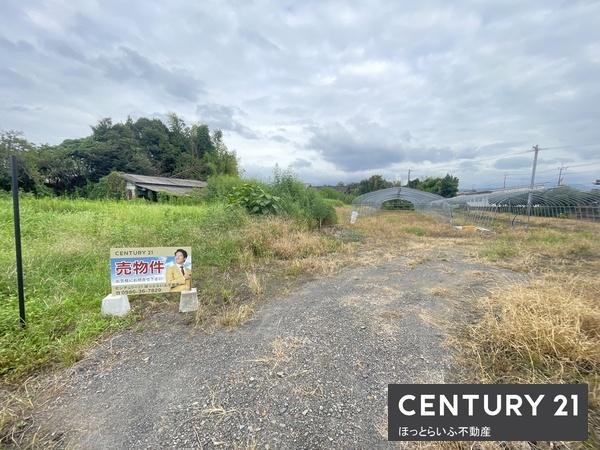 高城町桜木のまとまった敷地が売りに出ています