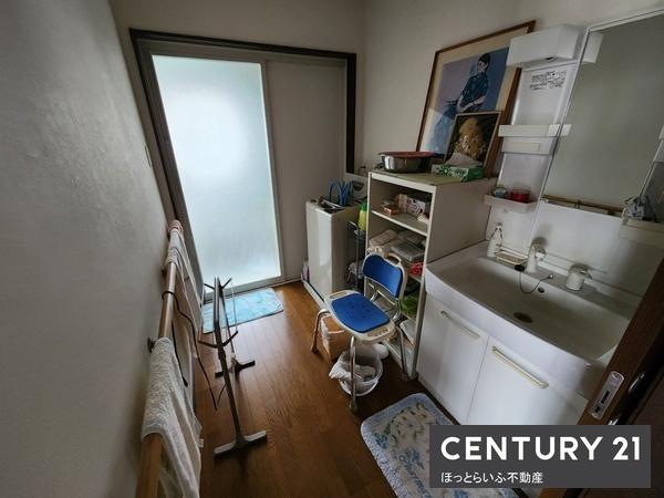 甲斐元町に店舗付き住居が出ました