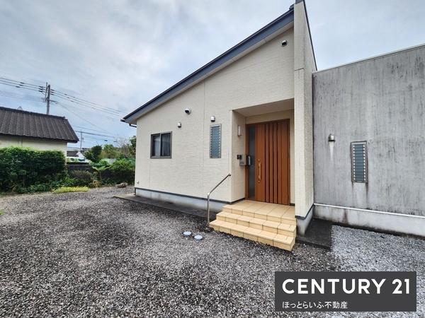 甲斐元町に店舗付き住居が出ました