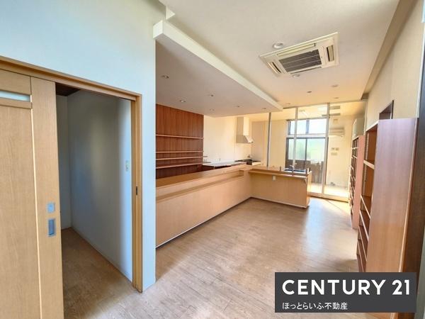 甲斐元町に店舗付き住居が出ました