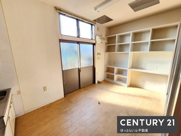 甲斐元町に店舗付き住居が出ました