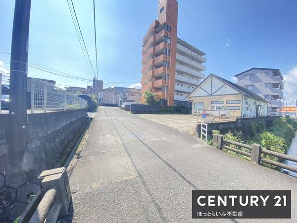 都城市上川東１丁目の店舗付住宅