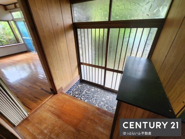 北諸県郡三股町五本松の中古一戸建て(玄関)