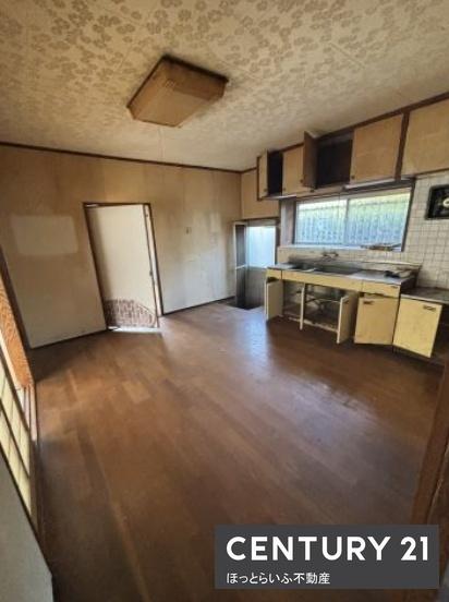 都城市南鷹尾町の中古一戸建て(リビング)