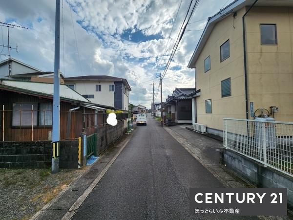 都城市菖蒲原町の土地(前面道路含む現地写真)