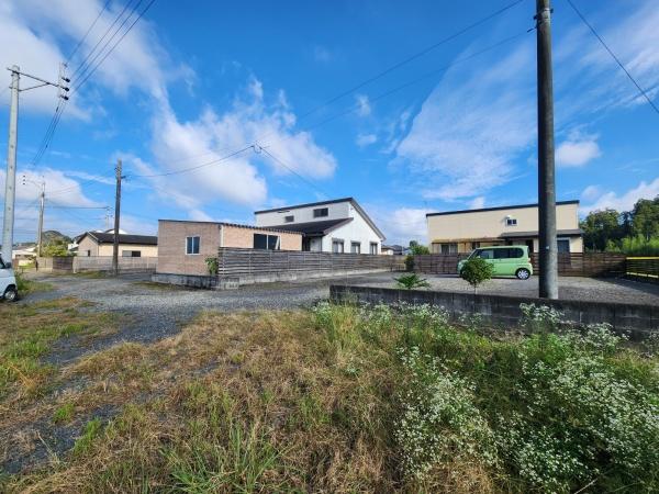 2012年築の中古戸建3LDKです。南道路で日当たり良好。