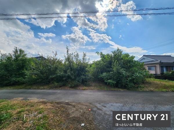 静かな場所に429坪の土地が出ました