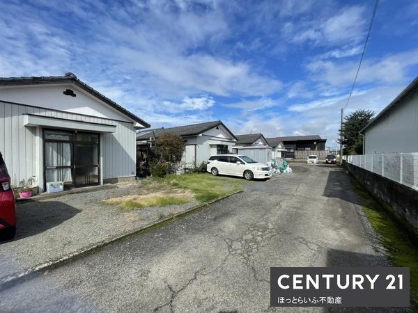 郡元町一戸建て物件が出ました。