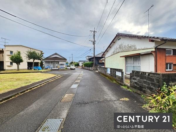 住宅地に６５坪の古屋付き土地が出ました