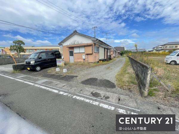 南向きの公道に接道　幅員5mで車の出入りもスムーズです