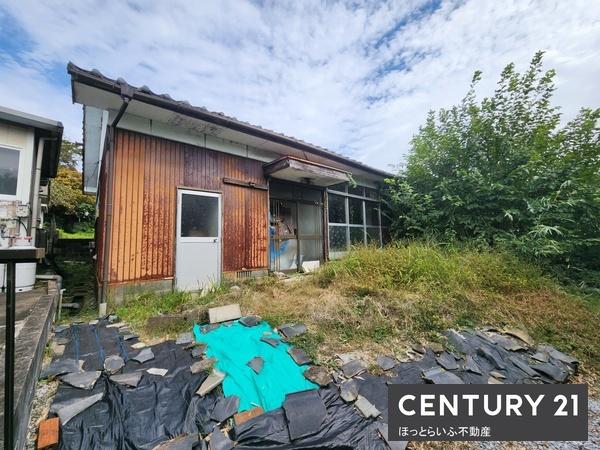 学校にも通いやすい距離に古家付き物件が登場しました