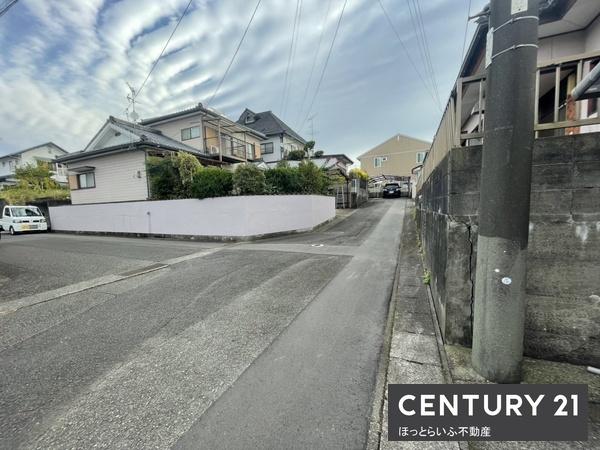 川東小学校近辺に広々とした中古住宅が登場しました