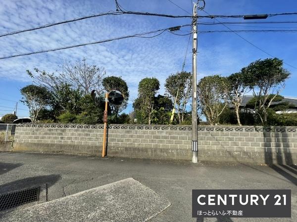 高木町のガレージ兼倉庫つき土地です