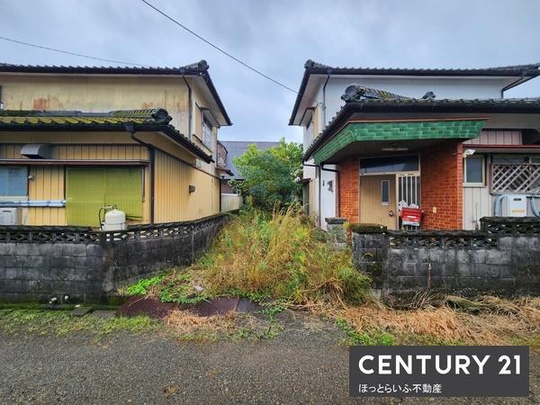 静かな環境にある土地です