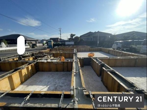 小学校徒歩圏内の位置に新築物件が登場します