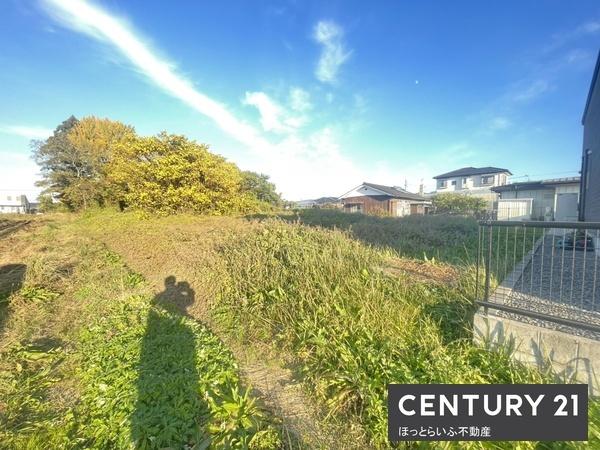 出入りしやすい150坪越えの広々とした土地です