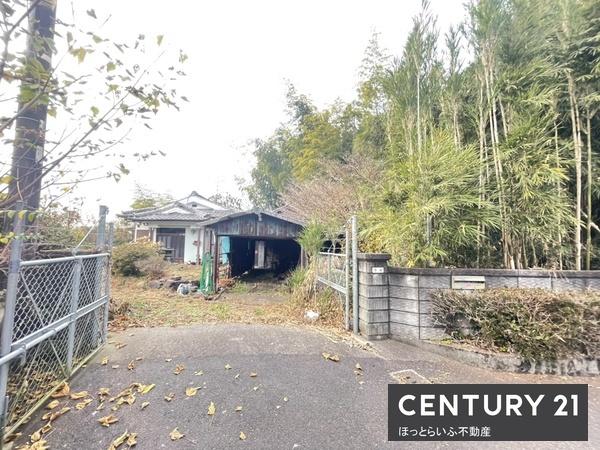 蓑原町の400坪超のまとまった敷地が売りに出ました