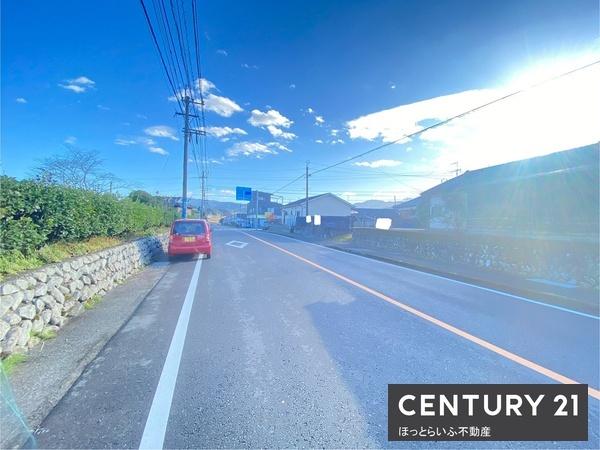 三股駅徒歩15分の落ち着いたエリアの売地です