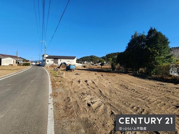 広々平坦地の売地です。建築条件ありません。