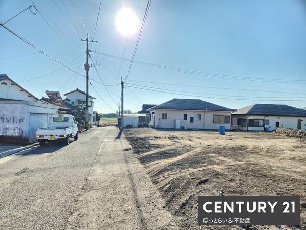 平坦な南道路面、建ぺい率70%、容積率200%。