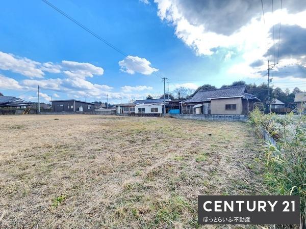 宅地として利用できる広い土地が登場しました