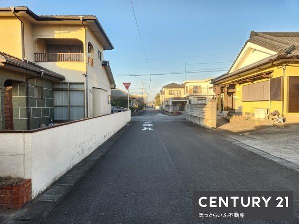 三股町稗田の角地に中古付土地が出ました