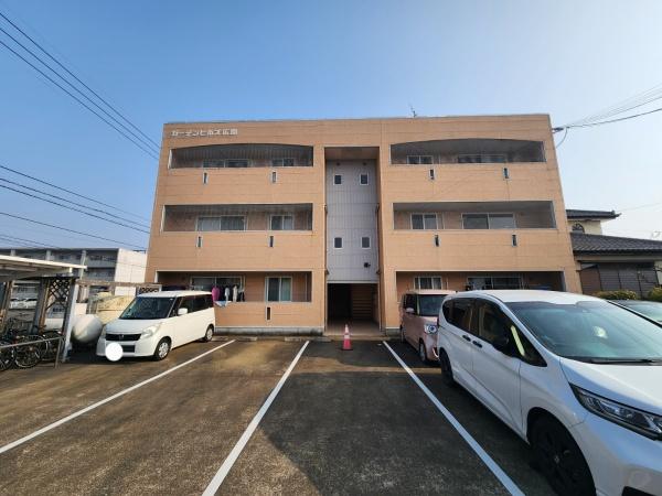 広原町の鉄骨造アパート物件です