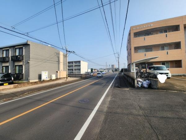 広原町の鉄骨造アパート物件です